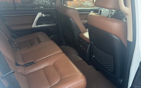 Toyota Land Cruiser 200, 2014 год, 3 750 000 рублей, 9 фотография