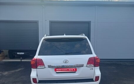 Toyota Land Cruiser 200, 2014 год, 3 750 000 рублей, 13 фотография