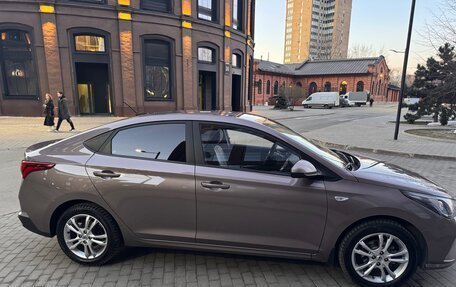 Hyundai Solaris II рестайлинг, 2020 год, 1 520 000 рублей, 11 фотография