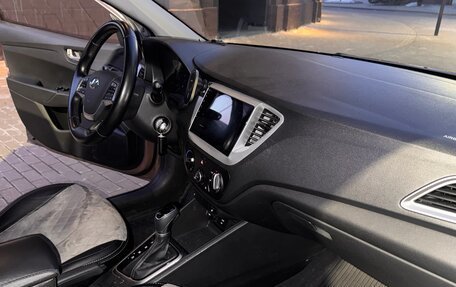 Hyundai Solaris II рестайлинг, 2020 год, 1 520 000 рублей, 23 фотография