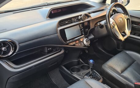 Toyota Aqua I, 2015 год, 900 000 рублей, 8 фотография