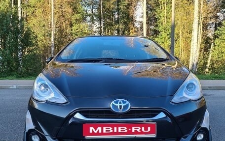 Toyota Aqua I, 2015 год, 900 000 рублей, 10 фотография
