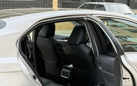 Toyota Camry, 2022 год, 3 500 000 рублей, 11 фотография