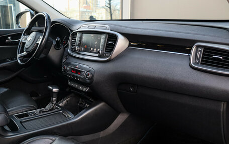 KIA Sorento III Prime рестайлинг, 2018 год, 2 350 000 рублей, 7 фотография