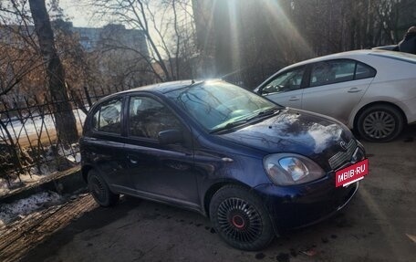 Toyota Yaris I рестайлинг, 2000 год, 320 000 рублей, 15 фотография