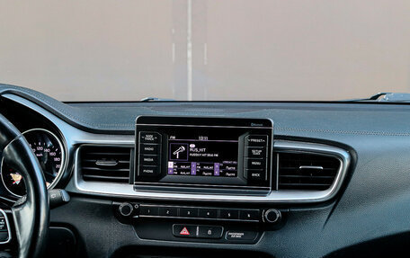 KIA cee'd III, 2019 год, 1 600 000 рублей, 10 фотография