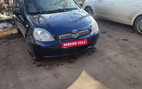 Toyota Yaris I рестайлинг, 2000 год, 320 000 рублей, 22 фотография