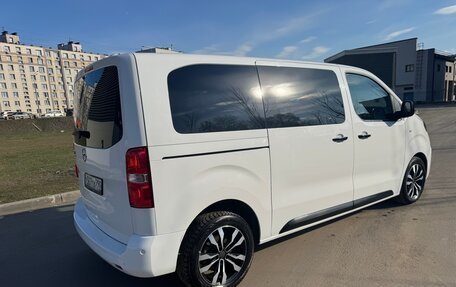 Opel Zafira Life I, 2021 год, 3 450 000 рублей, 5 фотография