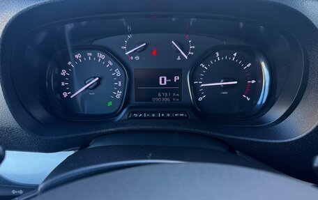 Opel Zafira Life I, 2021 год, 3 450 000 рублей, 13 фотография