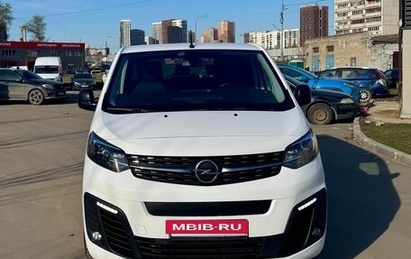 Opel Zafira Life I, 2021 год, 3 450 000 рублей, 7 фотография