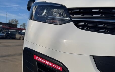 Opel Zafira Life I, 2021 год, 3 450 000 рублей, 10 фотография