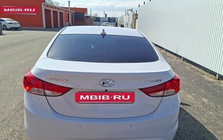 Hyundai Avante, 2011 год, 1 050 000 рублей, 4 фотография