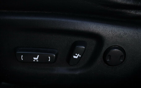 Toyota RAV4, 2013 год, 1 850 000 рублей, 13 фотография