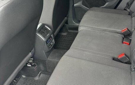 Volkswagen Tiguan II, 2020 год, 2 650 000 рублей, 8 фотография