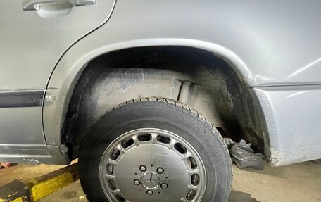 Mercedes-Benz W124, 1988 год, 345 000 рублей, 7 фотография