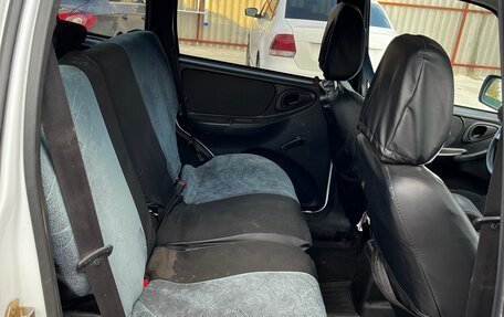 Chevrolet Niva I рестайлинг, 2018 год, 960 000 рублей, 12 фотография