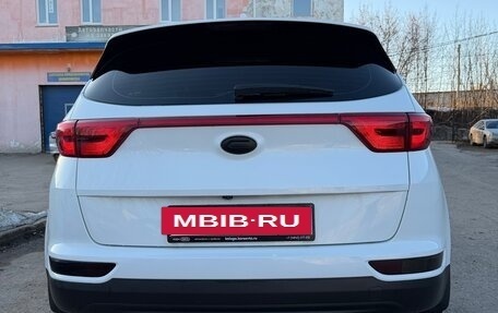 KIA Sportage IV рестайлинг, 2018 год, 1 850 000 рублей, 2 фотография