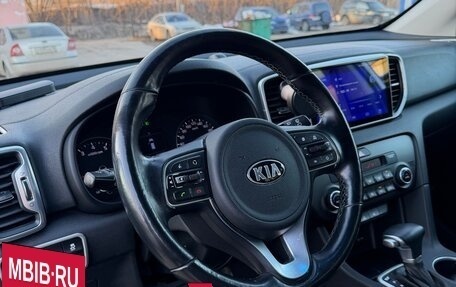 KIA Sportage IV рестайлинг, 2018 год, 1 850 000 рублей, 4 фотография