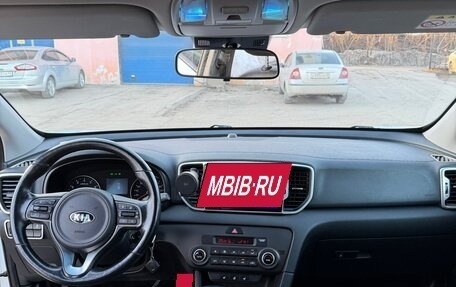 KIA Sportage IV рестайлинг, 2018 год, 1 850 000 рублей, 6 фотография