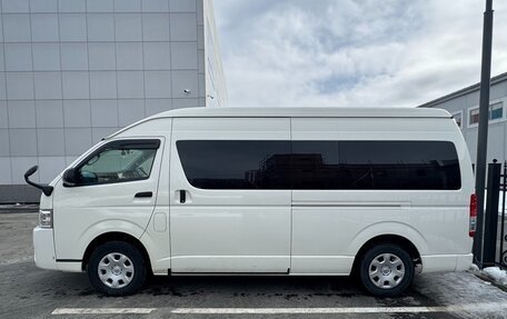 Toyota HiAce H200, 2019 год, 4 300 000 рублей, 3 фотография