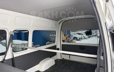Toyota HiAce H200, 2019 год, 4 300 000 рублей, 7 фотография