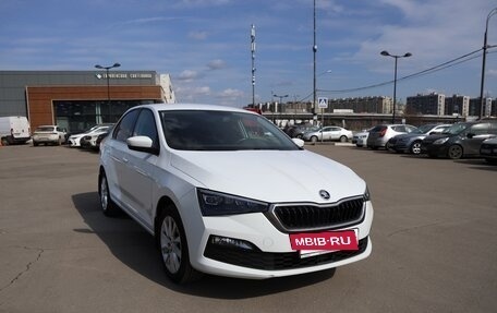 Skoda Rapid II, 2020 год, 1 900 000 рублей, 2 фотография