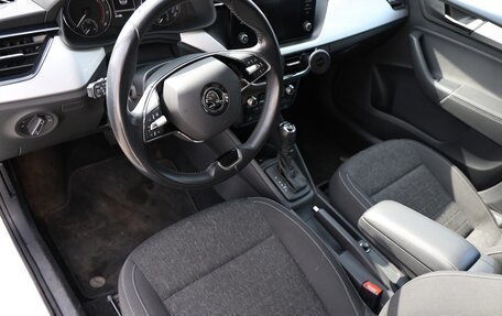 Skoda Rapid II, 2020 год, 1 900 000 рублей, 19 фотография