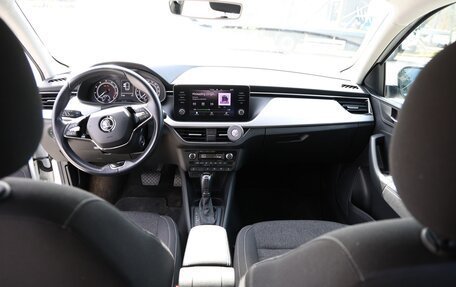 Skoda Rapid II, 2020 год, 1 900 000 рублей, 25 фотография