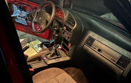 BMW 3 серия, 1993 год, 215 000 рублей, 11 фотография