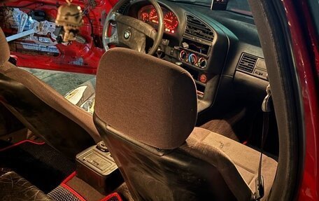 BMW 3 серия, 1993 год, 215 000 рублей, 13 фотография