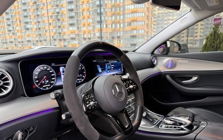 Mercedes-Benz E-Класс, 2017 год, 2 550 000 рублей, 10 фотография