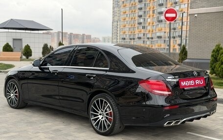 Mercedes-Benz E-Класс, 2017 год, 2 550 000 рублей, 29 фотография