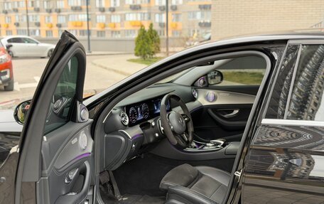 Mercedes-Benz E-Класс, 2017 год, 2 550 000 рублей, 39 фотография