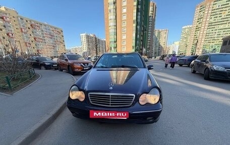 Mercedes-Benz C-Класс, 2000 год, 450 000 рублей, 2 фотография