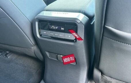 Toyota Land Cruiser Prado, 2025 год, 7 400 000 рублей, 17 фотография