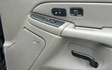 Chevrolet Tahoe II, 2003 год, 1 050 000 рублей, 24 фотография