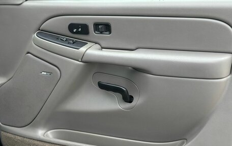 Chevrolet Tahoe II, 2003 год, 1 050 000 рублей, 23 фотография