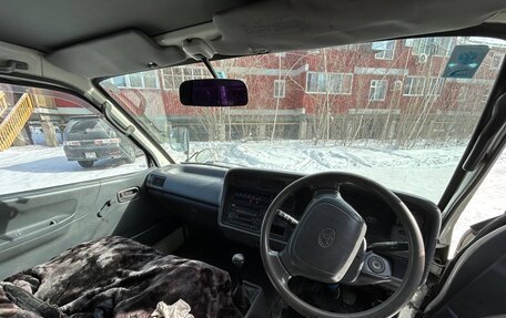 Toyota HiAce H100, 2001 год, 600 000 рублей, 7 фотография