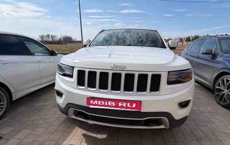 Jeep Grand Cherokee, 2014 год, 2 650 000 рублей, 2 фотография