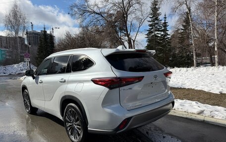 Toyota Highlander, 2026 год, 5 400 000 рублей, 3 фотография