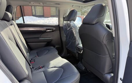 Toyota Highlander, 2026 год, 5 400 000 рублей, 12 фотография