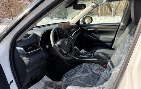 Toyota Highlander, 2026 год, 5 400 000 рублей, 17 фотография