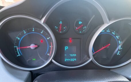 Chevrolet Cruze II, 2012 год, 635 000 рублей, 9 фотография