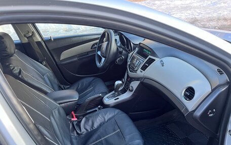 Chevrolet Cruze II, 2012 год, 635 000 рублей, 6 фотография