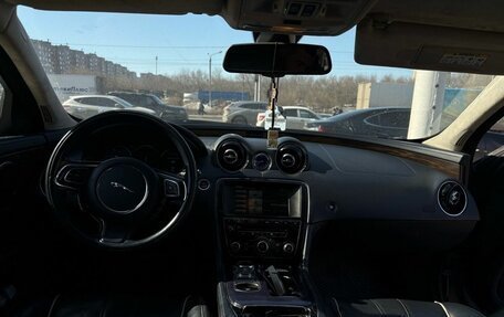 Jaguar XJ IV (X351), 2012 год, 1 900 000 рублей, 6 фотография