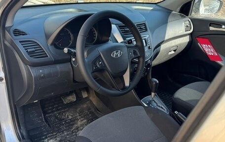 Hyundai Solaris II рестайлинг, 2012 год, 790 000 рублей, 9 фотография