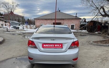 Hyundai Solaris II рестайлинг, 2012 год, 790 000 рублей, 3 фотография
