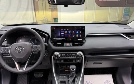 Toyota RAV4, 2025 год, 4 100 000 рублей, 21 фотография