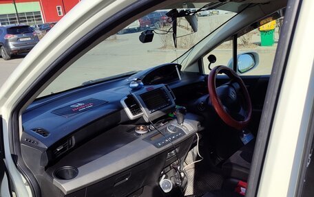 Honda Freed I, 2010 год, 650 000 рублей, 6 фотография