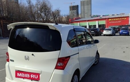 Honda Freed I, 2010 год, 650 000 рублей, 4 фотография